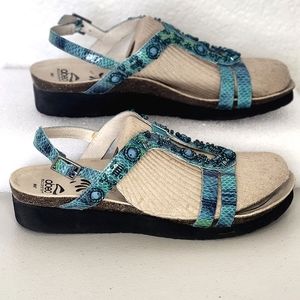 Abeo Sandals women's size 7